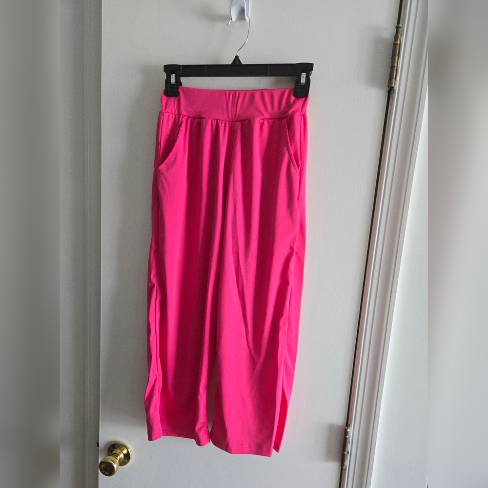 Crop Pant with Pockets NWOT